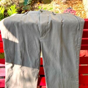 Men’s khaki pants. 34x32